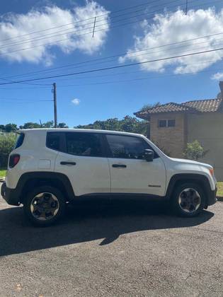 JEEP RENEGADE 1.8 16V FLEX 4P AUTOMÁTICO JEEP RENEGADE 1.8 16V FLEX 4P AUTOMÁTICO